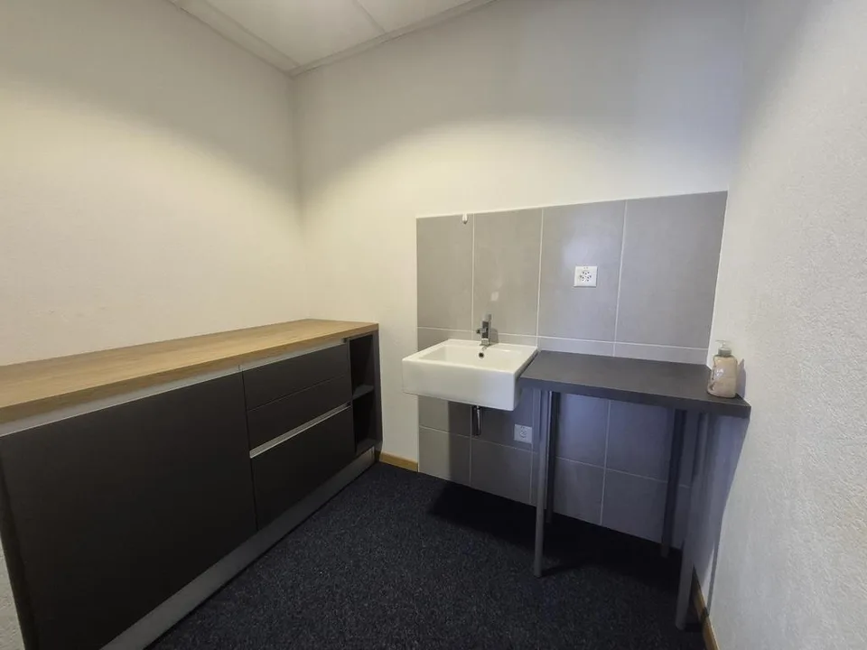CONTHEY - BEAUX BUREAUX A LOUER – photo 6 sur 11