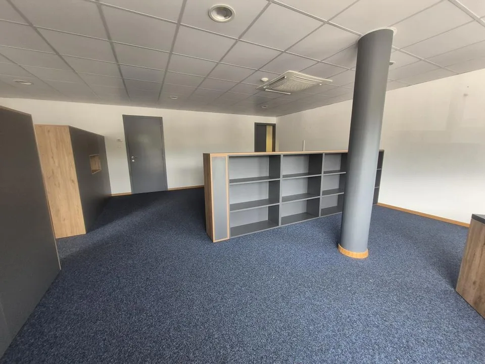 CONTHEY - BEAUX BUREAUX A LOUER