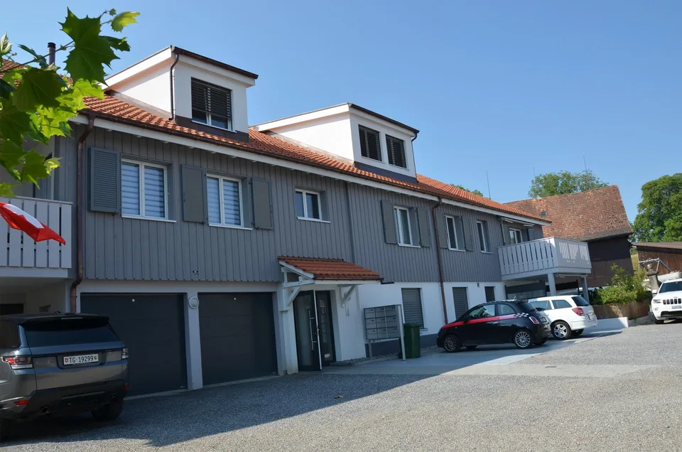 3.5 Zimmer Wohnung im Erdgeschoss
