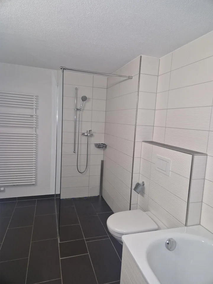 3.5 Zimmer Wohnung im Erdgeschoss