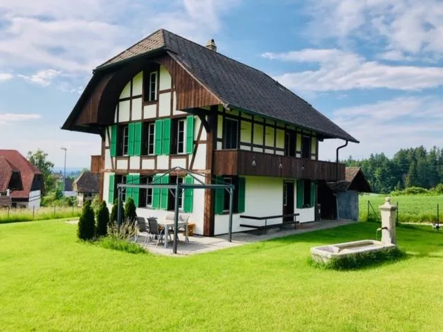 charmantes Stöckli im Grünen