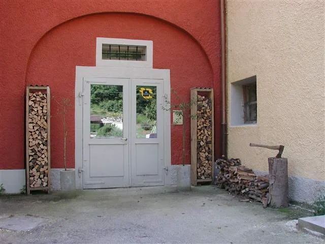 Atelier  / Hobbyraum / Einstellraum in der Nähe von Laufen