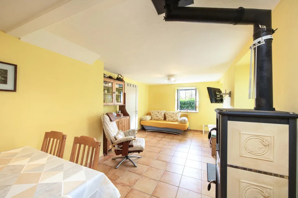 3 1/2-Zimmer-Haus an sehr ruhiger, sonniger Aussichtslage / casa di... – Foto 2 von 29
