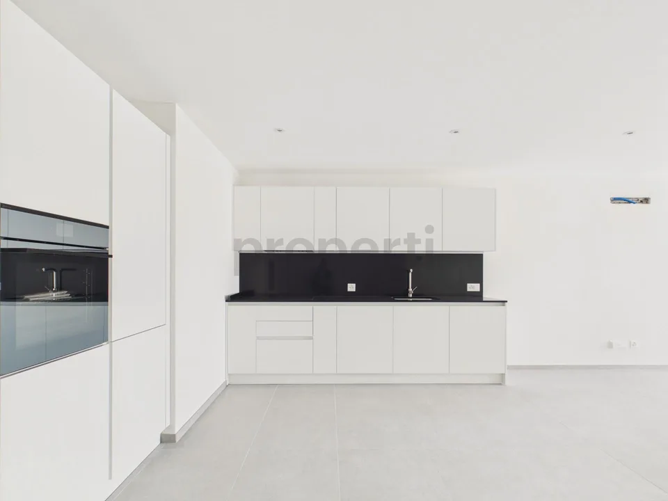 Moderno 2.5 locali appartamento con cantina e parcheggio, Biasca