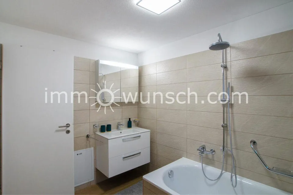 Chalet «Monte» in Selma: modern, hell, mit Gartenbereich und Parkplatz
