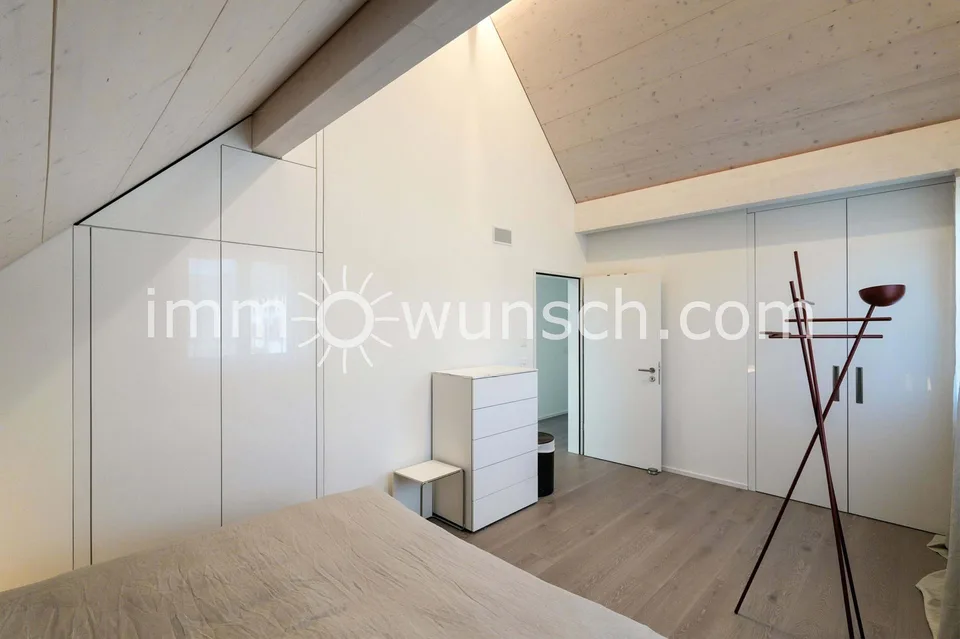 Modern ausgestattete, sowie helle 2.5 Zi. Dach-Eigentumswohnung – photo 10 sur 13