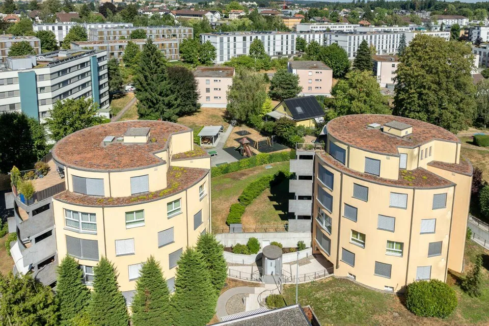 Stilvolles Wohnen mit Weitsicht - Exklusive 4.5 Zimmer Eigentumswoh...