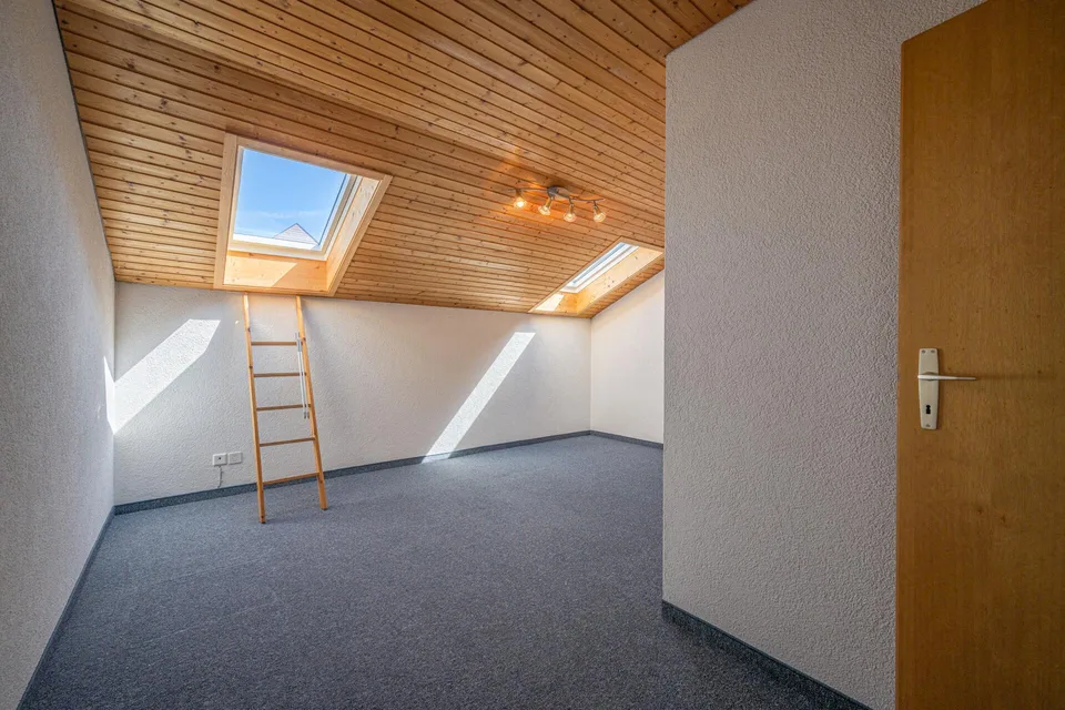 4.5-Zimmer-Maisonettewohnung mit Balkon und Gartenanteil