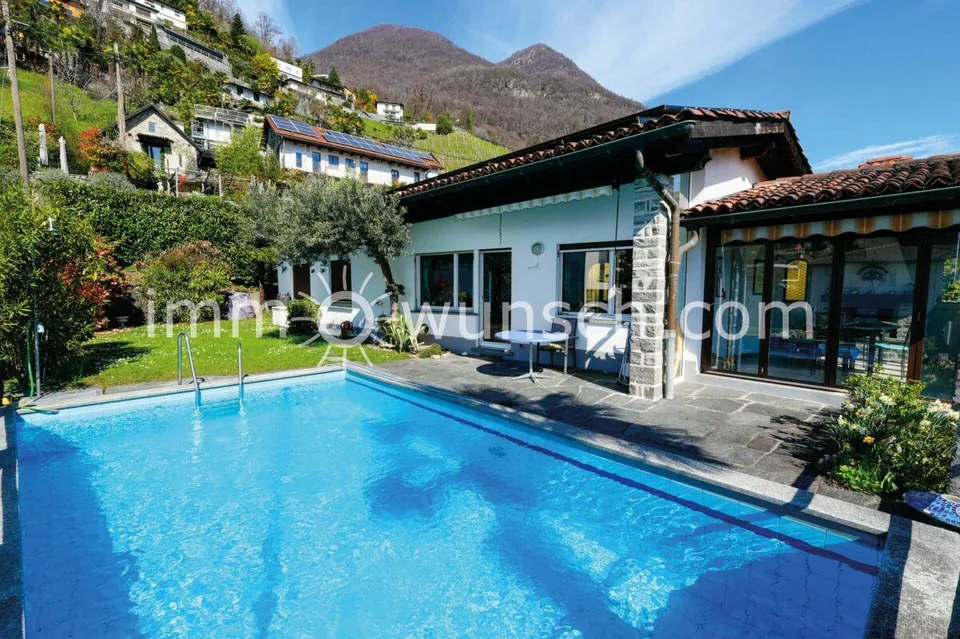 Ruhig gelegenes und gepflegtes 5 ½ Zi. Einfamilienhaus, mit Pool