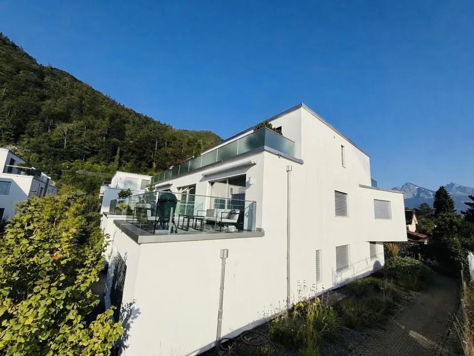 Moderne 3.5-Zimmer-Wohnung mit sonniger Südterrasse