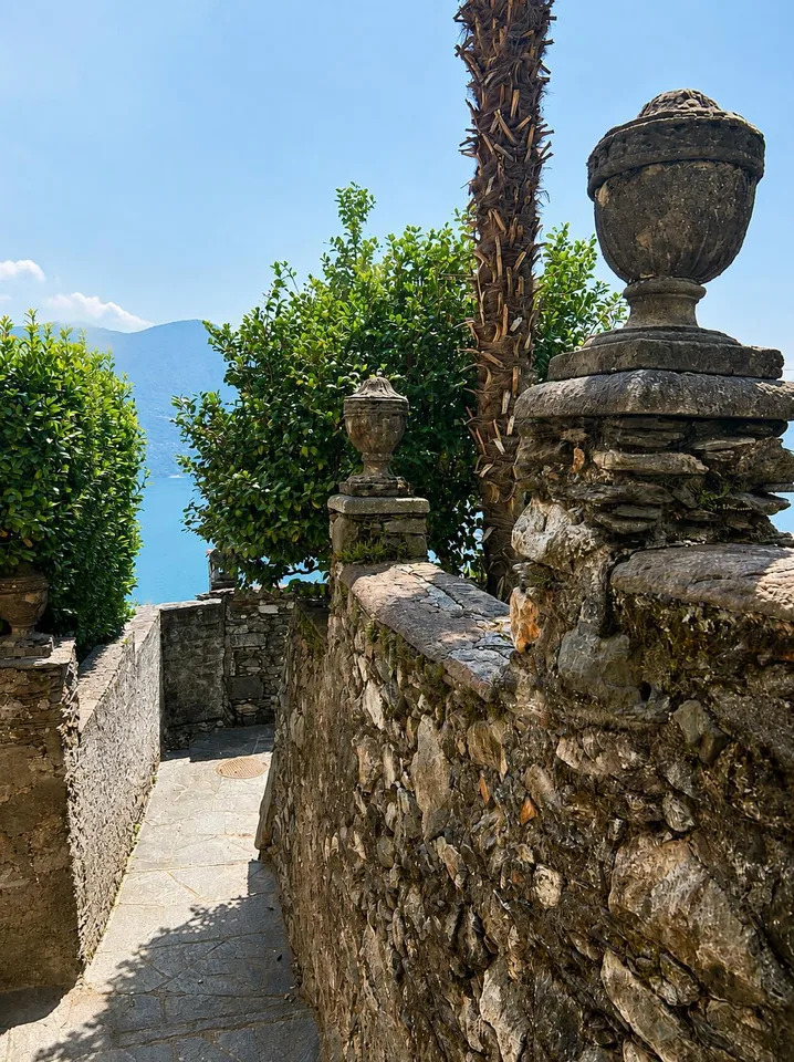 Historisches Kleinod an atemberaubender Toplage - Brissago