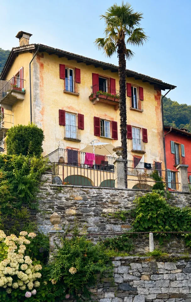 Historisches Kleinod an atemberaubender Toplage - Brissago