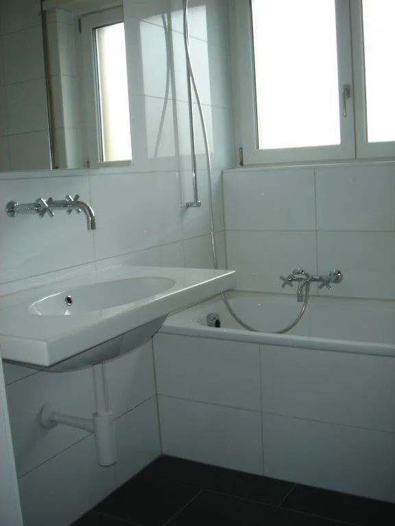 Helle und ruhige 3.5-Zimmer-Wohnung in der Nähe des Inselspitals
