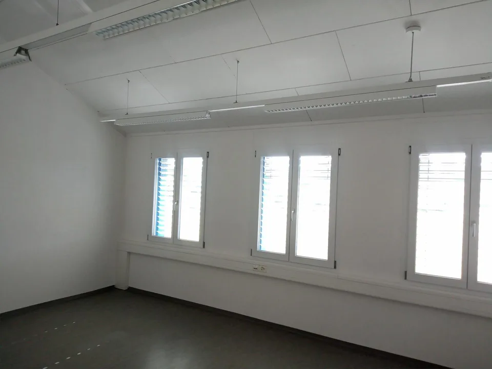 Büroflächen für gewerbliche und private Zwecke – Foto 8 von 10