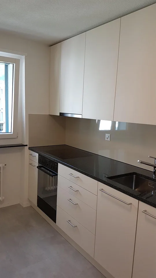 Günstige, sehr gut gelegene 4-Zimmerwohnung