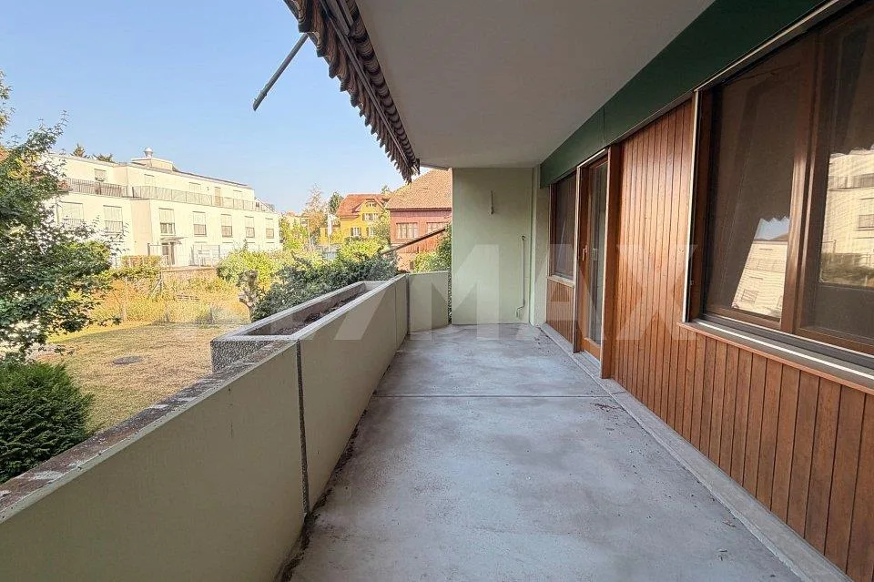 Top zentrale Lage: 3.5 Zimmer-Wohnung im 2. OG