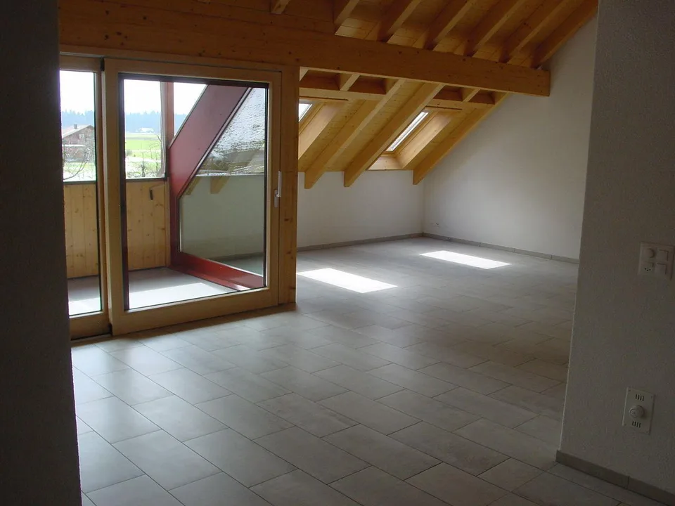 Wunderschöne 5 ½ Zimmer – Dachwohnung mit Galerie