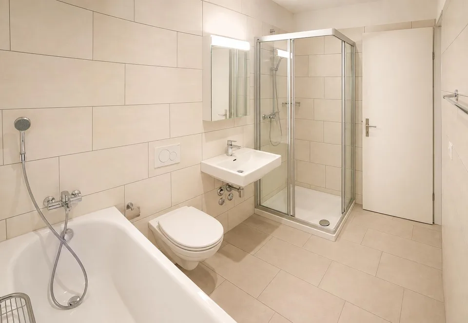 Moderne grosszügige 2,5 Zimmer Wohnung