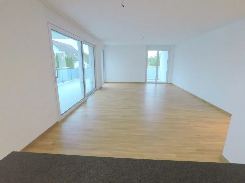 Moderne 4.5 Zimmer-Wohnung in ländlicher Lage