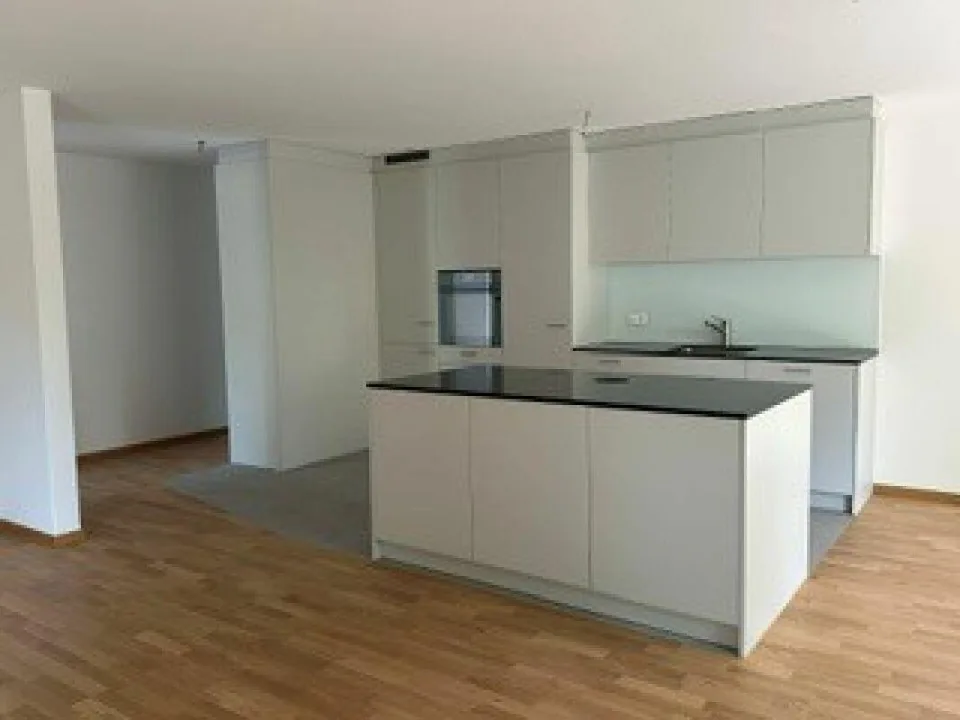 Grosszügige 3.5-Zimmerwohnung nähe Lyssbach