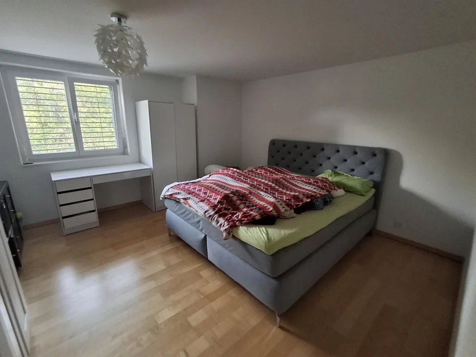 Helle 3,5-Zimmer-Wohnung mit 2 Balkonen und großem Wohnzimmer