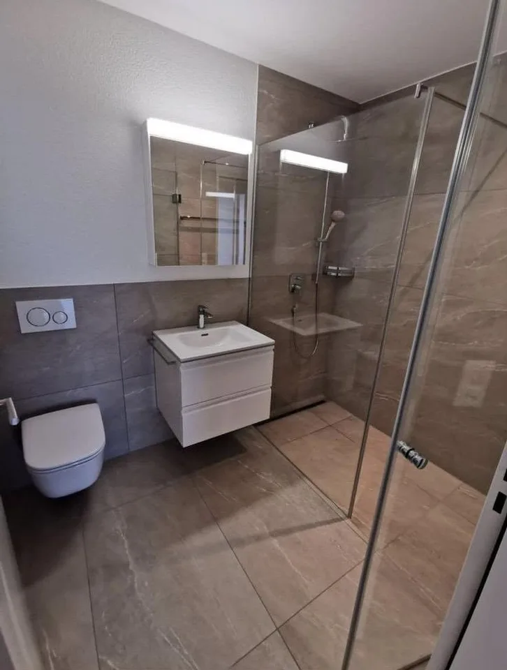 4.5 Zimmer Wohnung mit Garten und Seesicht
