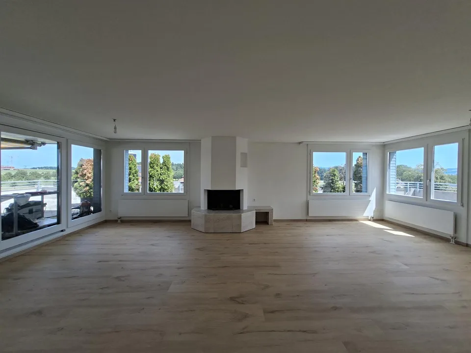 Grosszügig mit Panoramablick