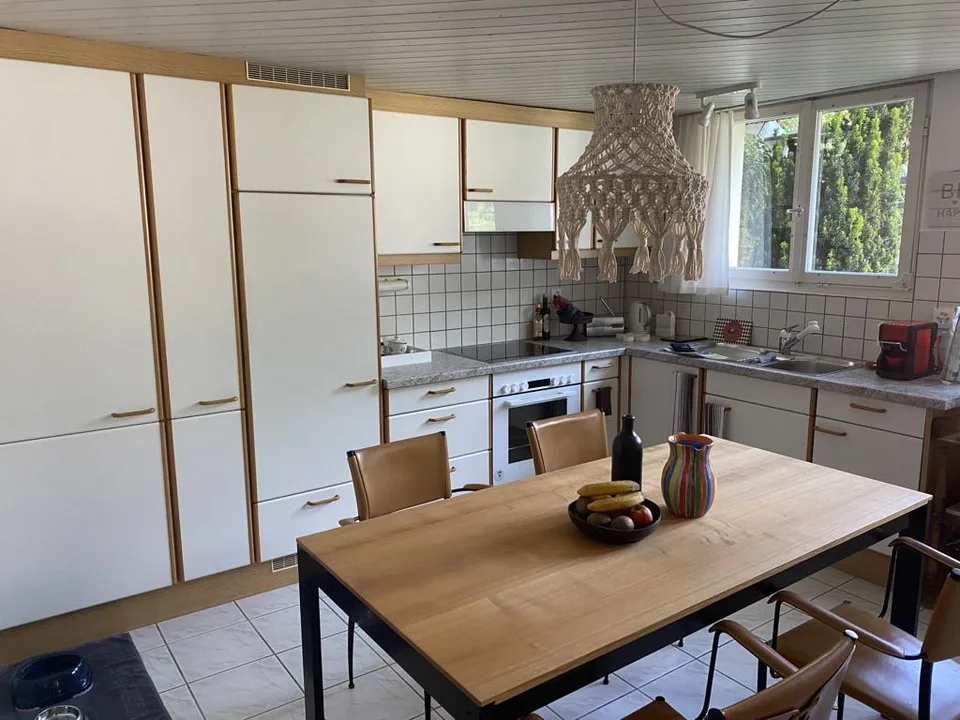 2.5-Zimmerwohnung Hochparterre