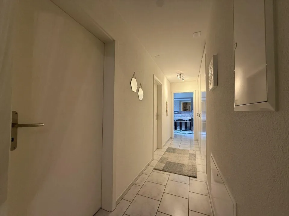 25-319 sehr gepflegte 4.5-Zimmer Gartenwohnung – foto 10 di 18
