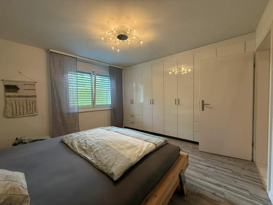 25-319 sehr gepflegte 4.5-Zimmer Gartenwohnung – foto 11 di 18