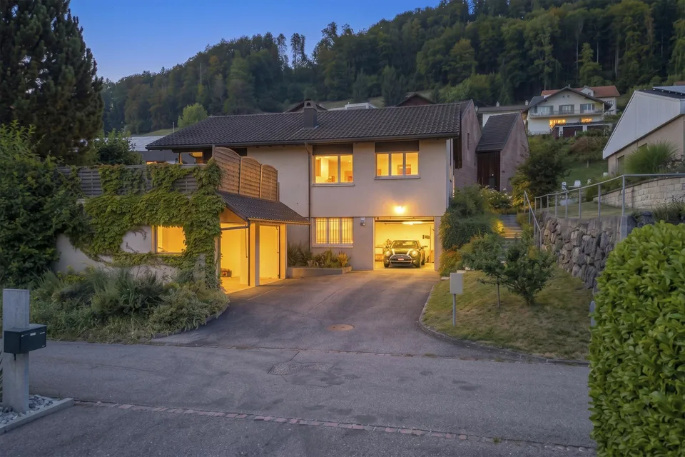 5.5 Zimmer Einfamilienhaus mit Doppelgarage