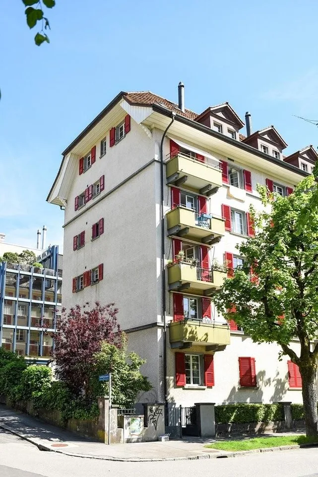 Befristet zu vermieten schöne Altbauwohnung im Breitenrain