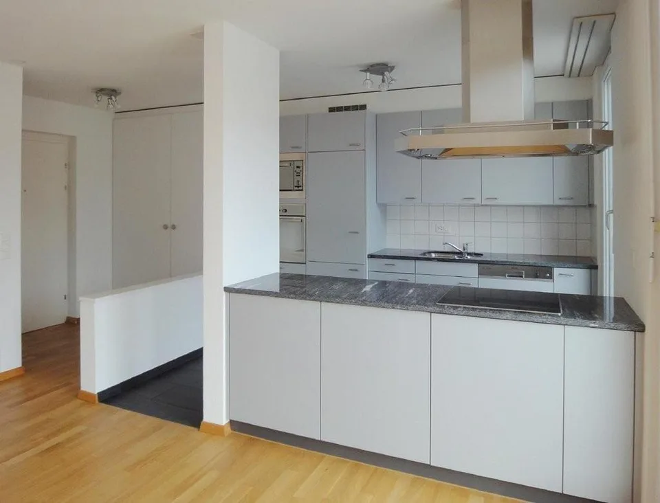 Appartement mansardé magnifique avec poêle suédois