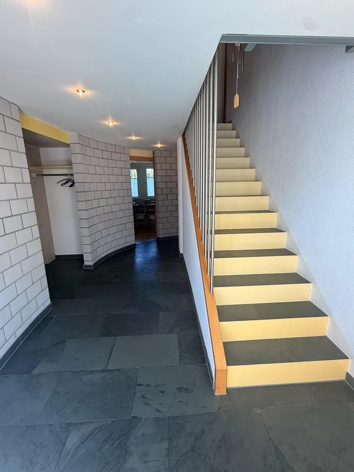 Grosszügiges 6.5-Zimmer-Einfamilienhaus mit Garten in Berlingen