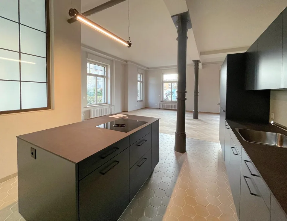 Atelier für Arbeiten und Wohnen im Loftstyle