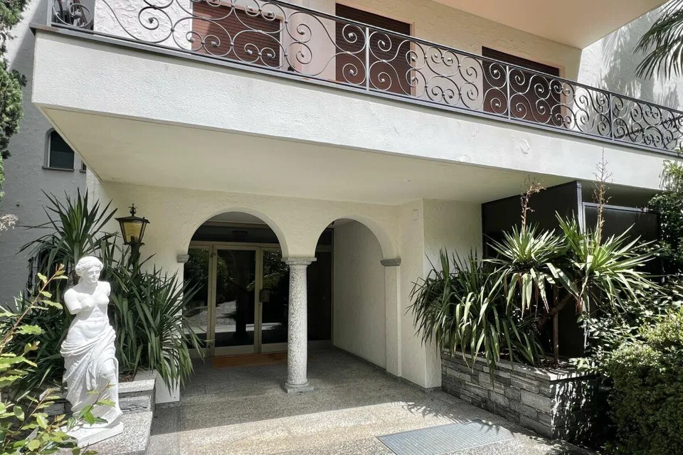 Réduction de prix!!! Appartement de vacances élégant avec grande terrasse, piscine communautaire et accès direct au lac – photo 14 sur 30