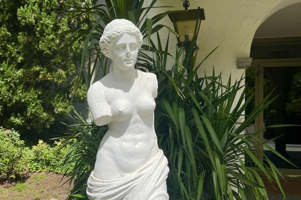 Réduction de prix!!! Appartement de vacances élégant avec grande terrasse, piscine communautaire et accès direct au lac – photo 30 sur 30