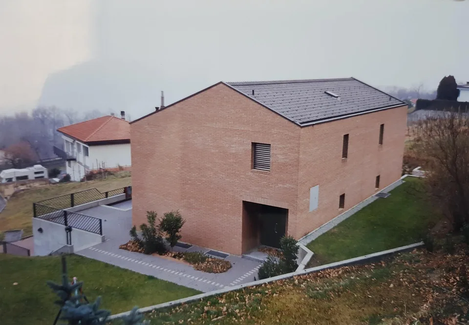 Esclusiva residenza collinare con vista sul Piano di Magadino