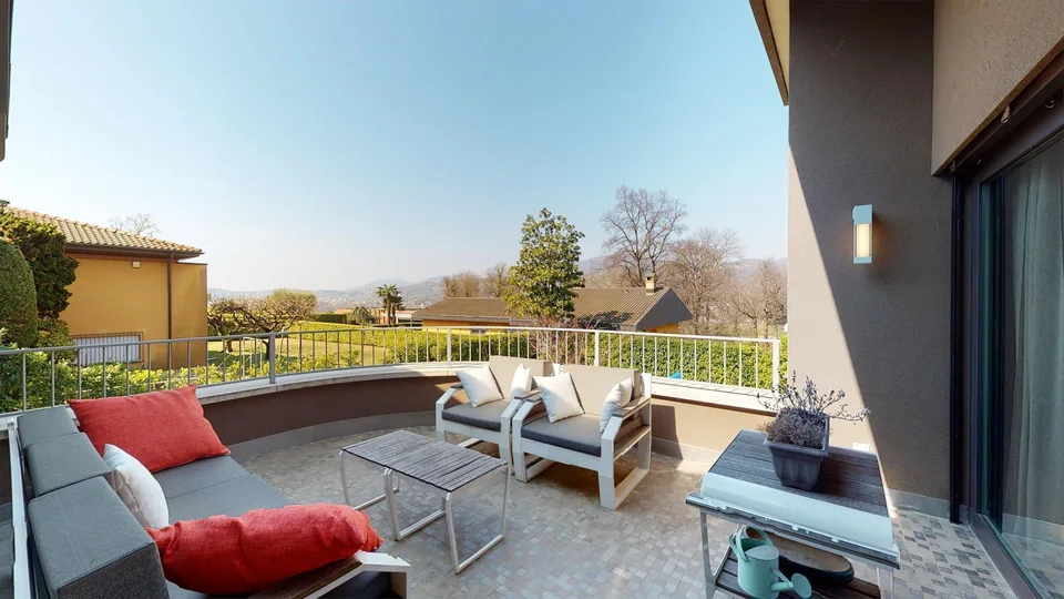 Mendrisio, villa singulaire raffinée avec piscine – photo 21 sur 30