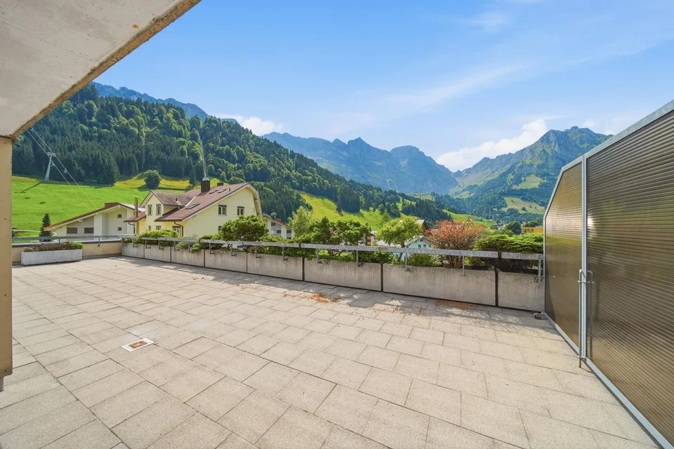 SMALL BUT CHARMING – LOVELY HOLIDAY APARTMENT WITH STUNNING VIEWS – photo 7 of 8