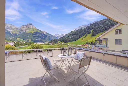 KLEIN ABER FEIN - HÜBSCHE FERIENWOHNUNG MIT HERRLICHEN AUSSICHTEN