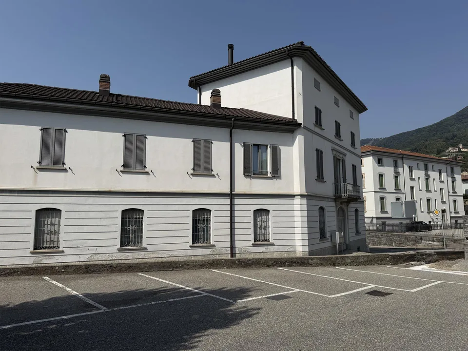 Mendrisio Centro – Elegante appartamento con giardino privato – photo 20 sur 21