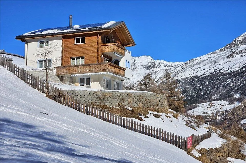 Einmalige Chance auf ein Einzelchalet auf dem Hohneggplateau