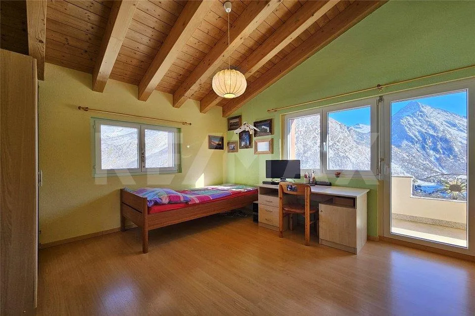 Einmalige Chance auf ein Einzelchalet auf dem Hohneggplateau