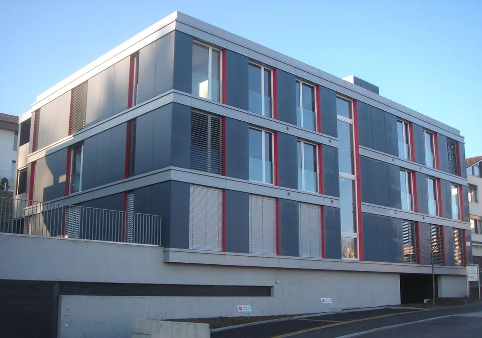 Schöne 3.5-Zimmer-Wohnung (102 m2) in Feusisberg