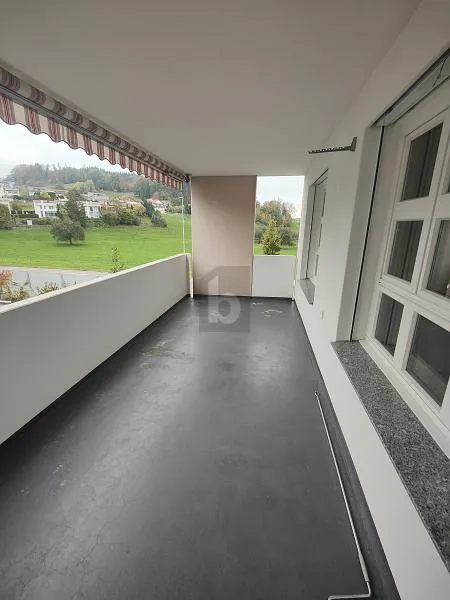 FAMILIENFREUNDLICH MIT GROSSEM BALKON