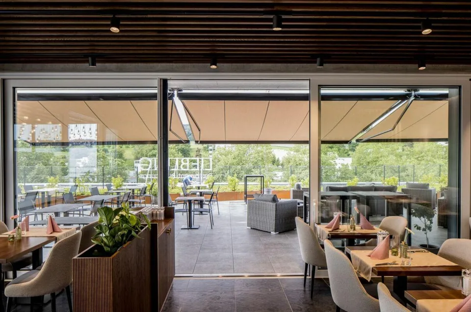 *Rooftop Restaurant/Bar zu vermieten*