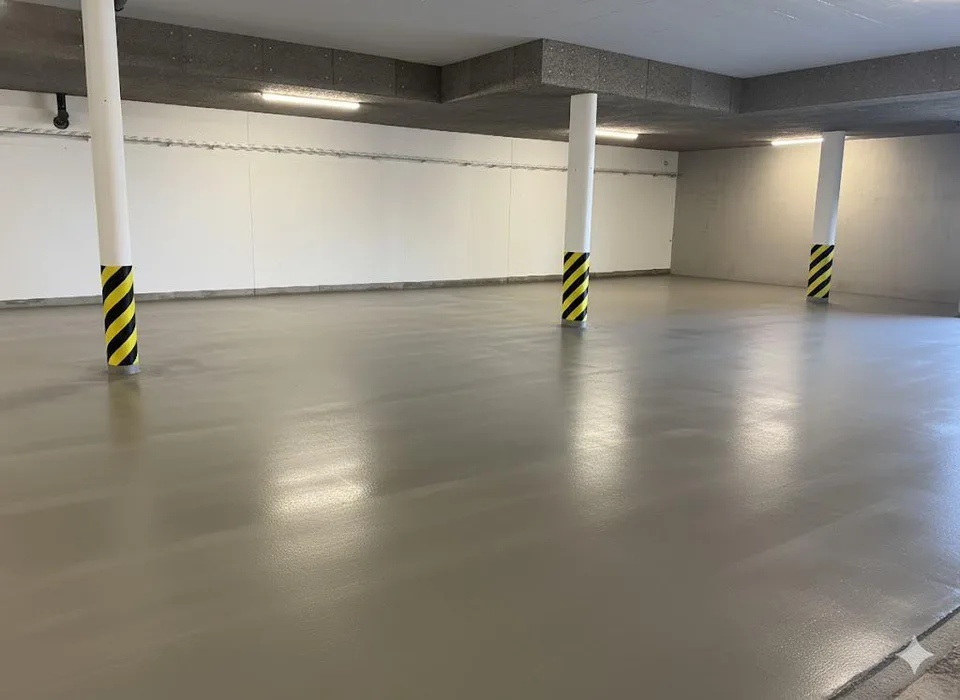 sehr grosszügige Tiefgaragenplätze zu vermieten