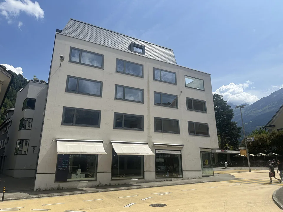 168m² vollausgebaute helle Büroräumlichkeiten zu vermieten