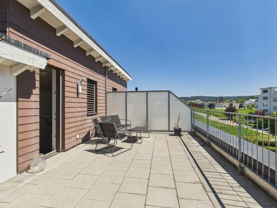 Maison mitoyenne de 5,5 pièces familiale avec jardin et terrasse sur le toit – photo 13 sur 13